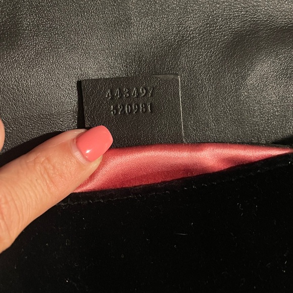 Gucci GG marmont crystal embellished velvet Crossbody bag - Picture 15 of 17